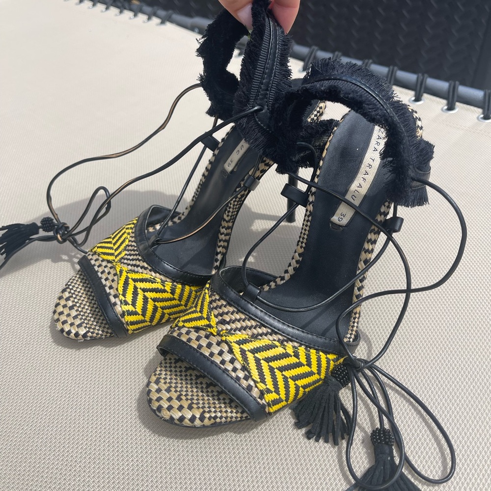 “Zara” black and yellow strappy Sandal/Heel
